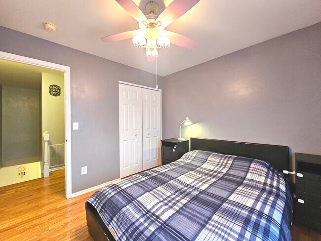 Building Photo - 579 Scott Ln