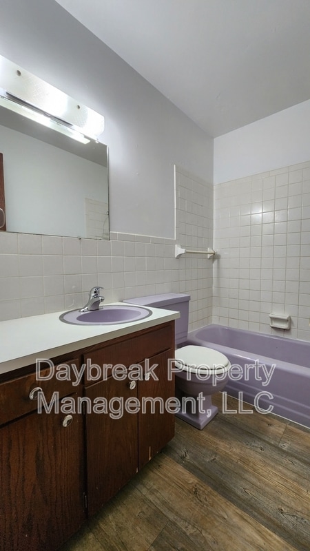 Building Photo - 1842 14th St S