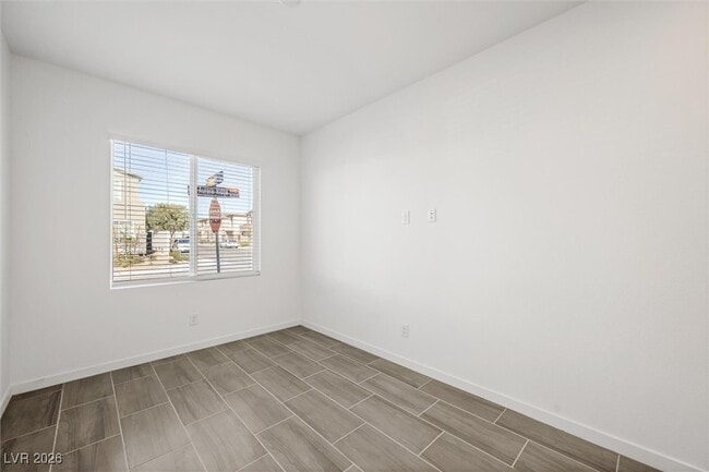 Building Photo - 8327 Aurora Rdg Ave