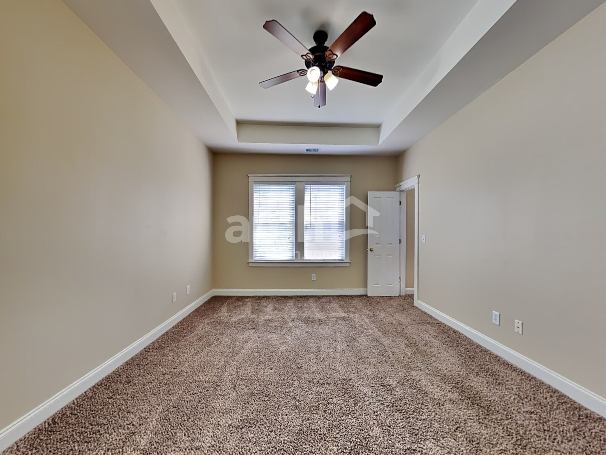 Building Photo - 408 Hydrangea St