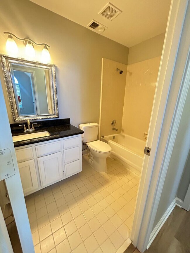Building Photo - Newly Renovated Cordova Home! Offering ove...