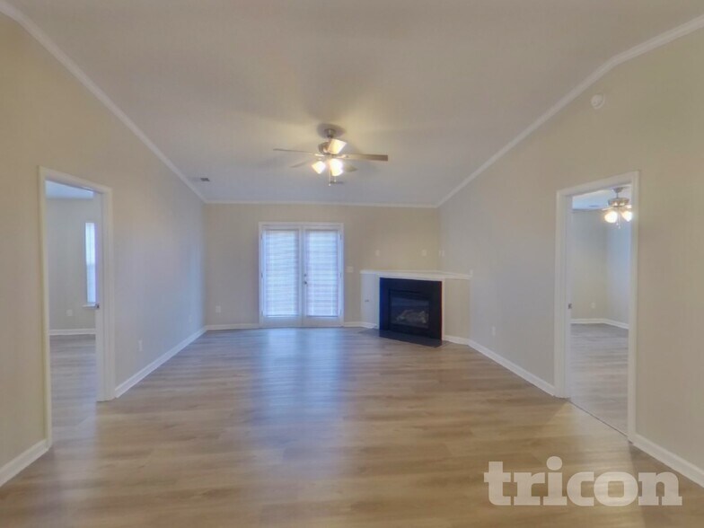 Building Photo - 110 Lockleven Dr