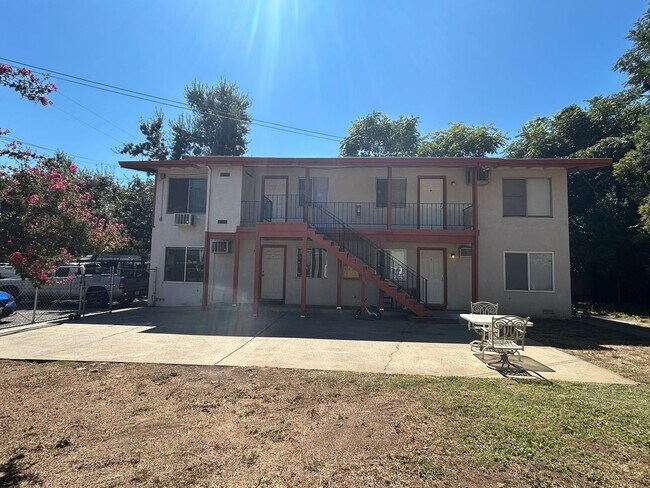 Building Photo - 618 Rancheria Dr