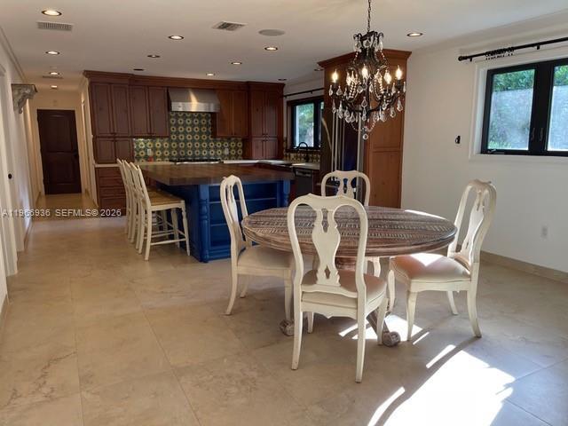 Building Photo - 721 Tibidabo Ave