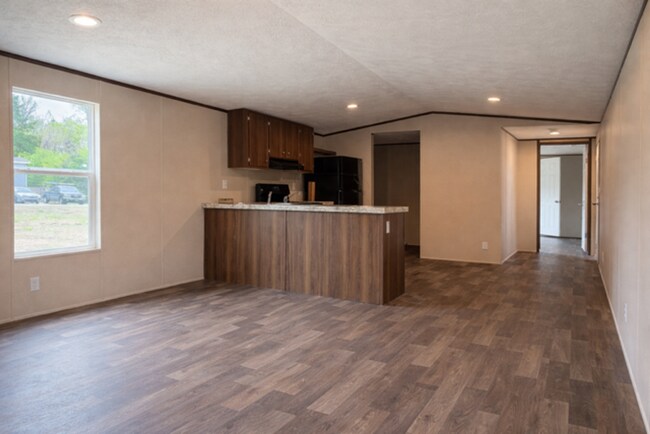 Building Photo - 204 Oregon Trail