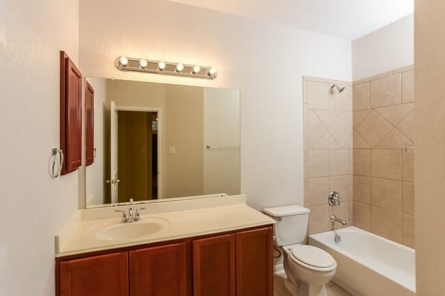 Building Photo - 4807 Barboli St