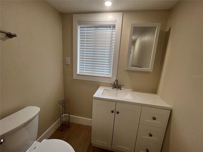 Building Photo - 421 Adams Ct NW