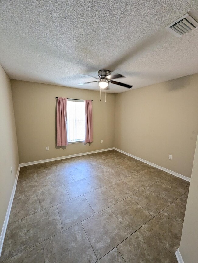 Building Photo - 9708 Parker Lake Cir