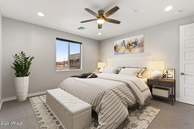 Building Photo - 7440 E Via De Luna Dr