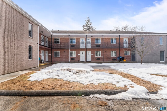 Building Photo - 24 Glenwood Ave