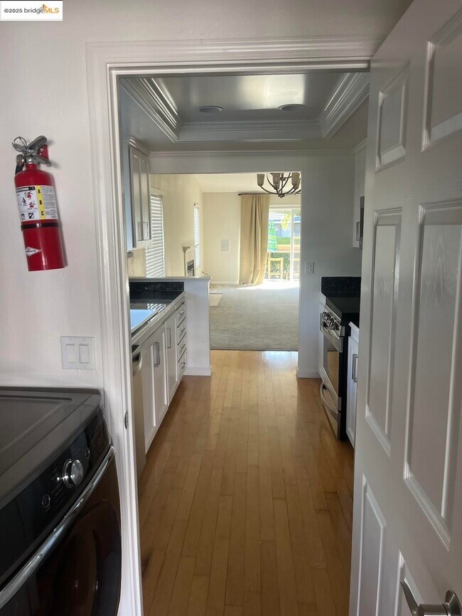 Building Photo - 5789 Cutter Loop