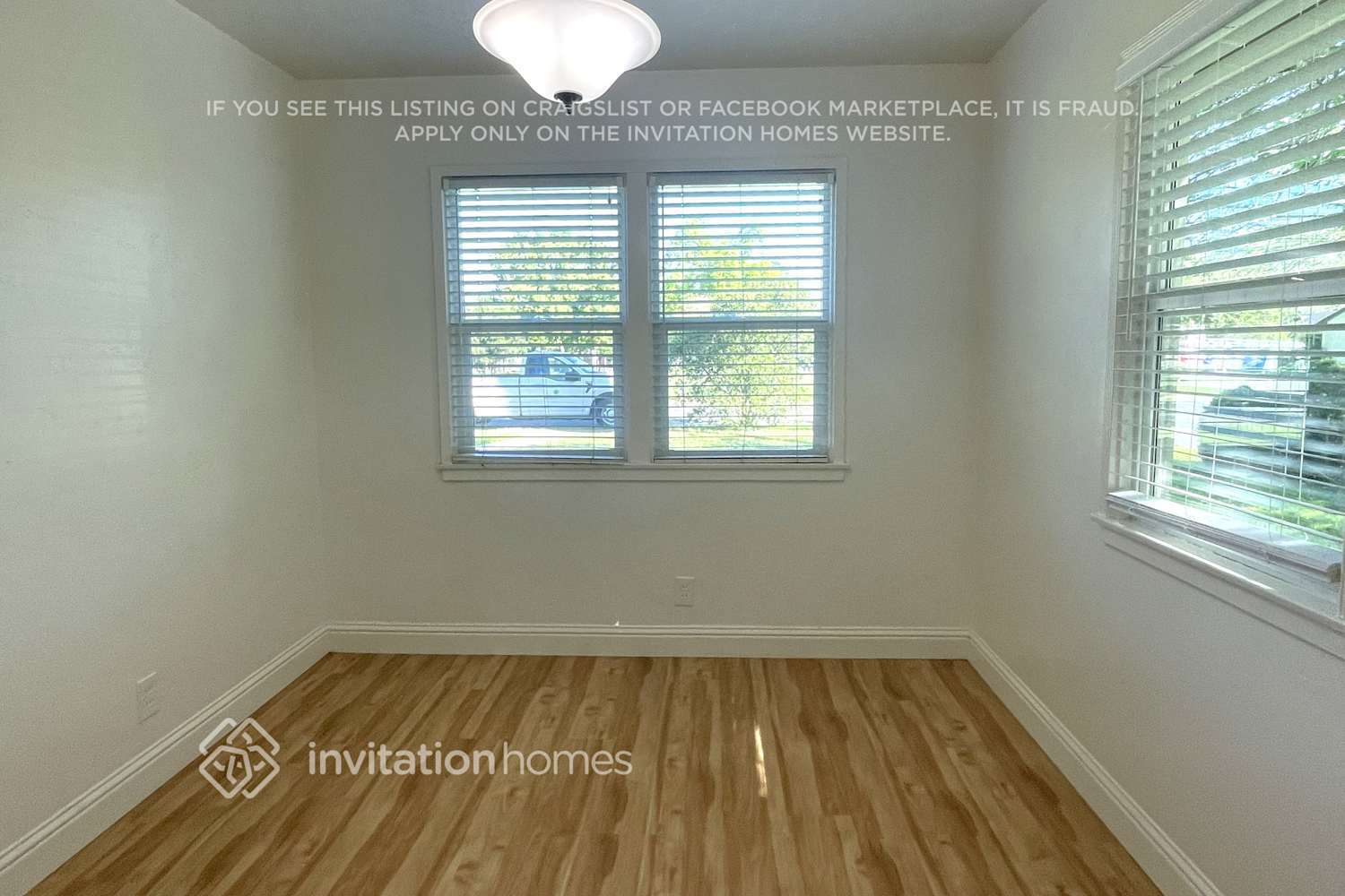 Building Photo - 3096 Yellowstone Ln