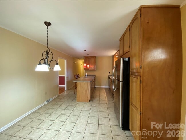 Building Photo - 203 Ratchford Farm Rd