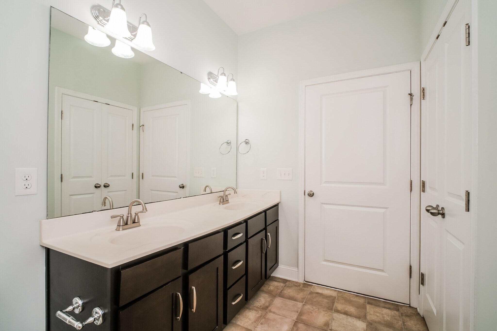 Building Photo - 49 Highland Forest Cir