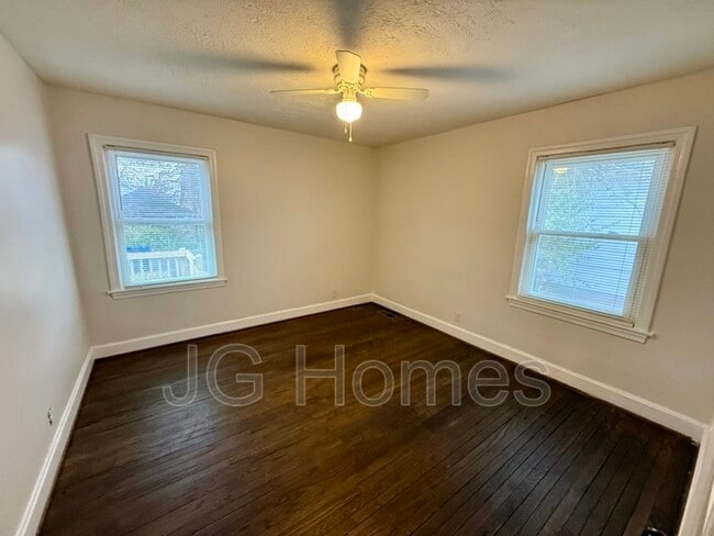 Building Photo - 117 N 45th St