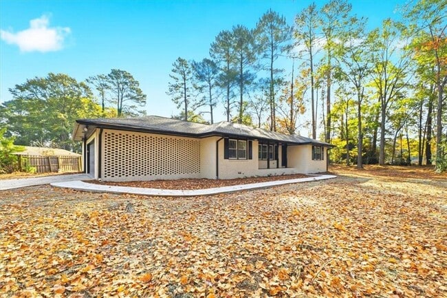 Primary Photo - 3488 Richmond Dr SE