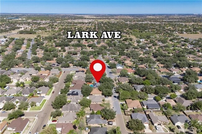 Building Photo - 27 N 33rd St