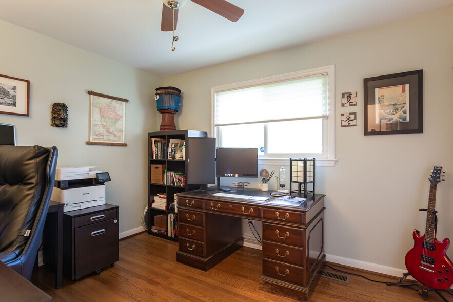 Building Photo - 6124 Auburndale Dr