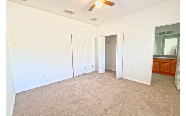 Building Photo - 7202 Deerfoot Cir