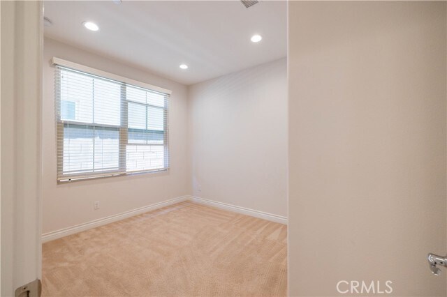 Building Photo - 222 Gaspar