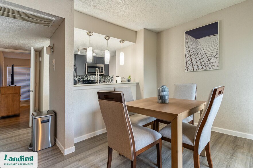 Building Photo - 711 Brentford Pl