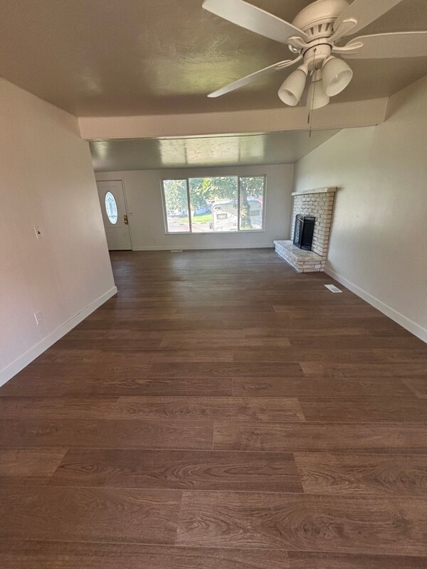 Building Photo - 2277 Logan Dr