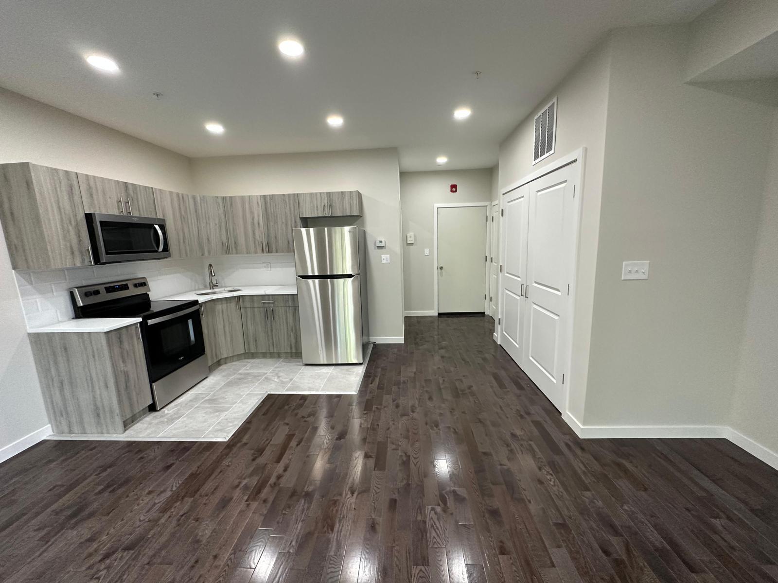 KITCHEN - 3319 N 17th St