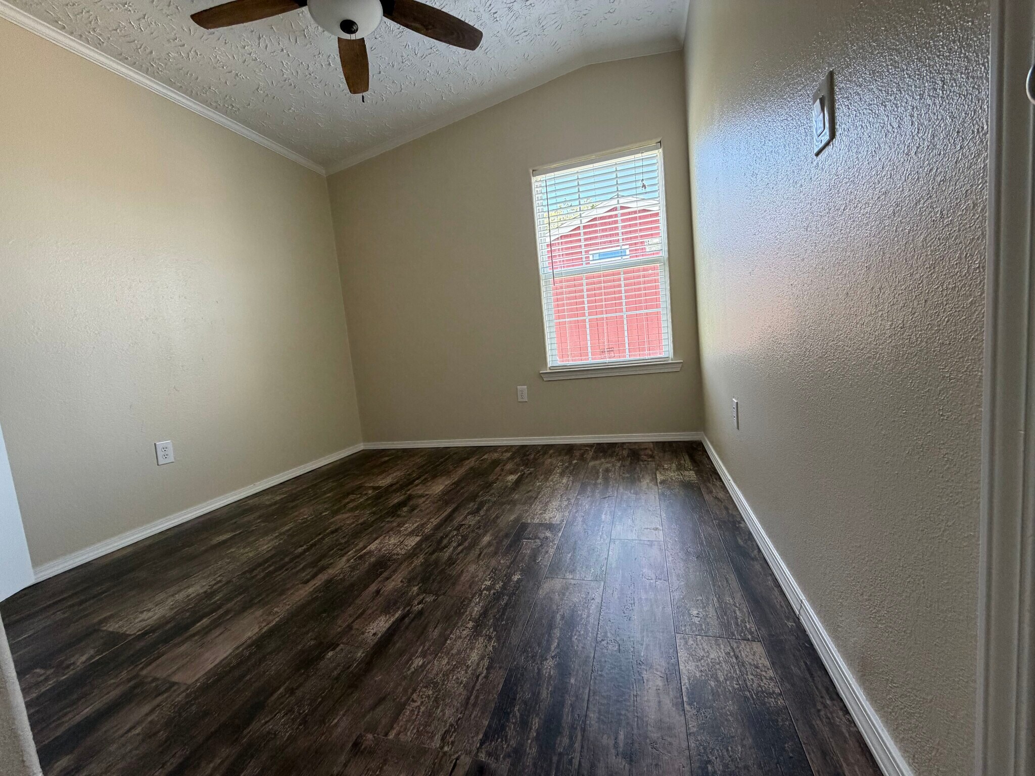 Building Photo - 709 N Collins Fwy