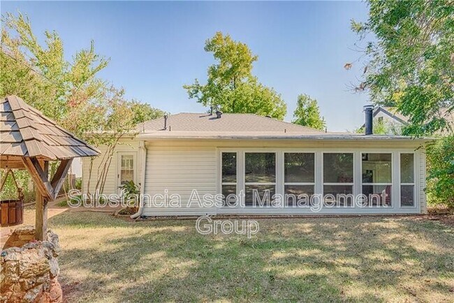Building Photo - 4713 N Harvey Pkwy