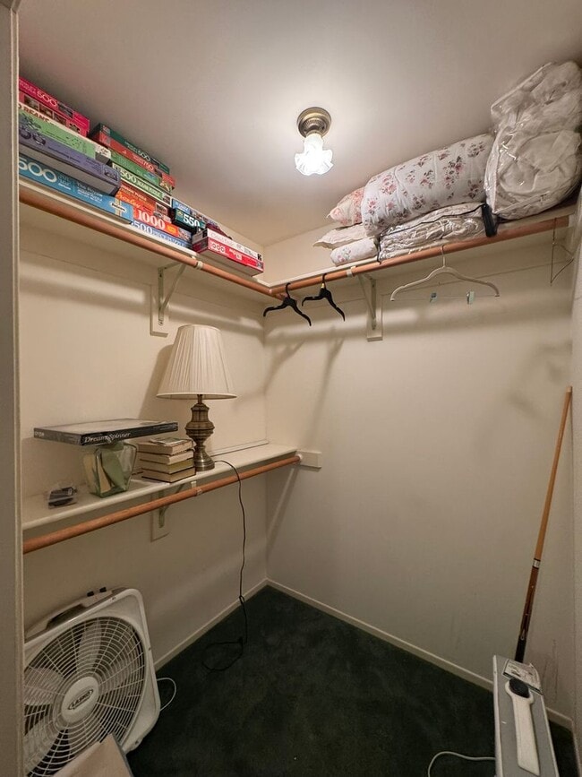 Building Photo - 2834