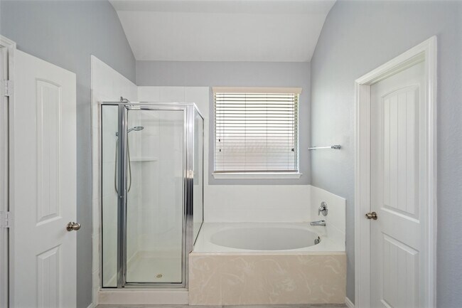 Building Photo - 2406 Winter Trail Dr