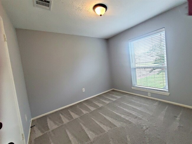 Building Photo - 11210 Monique Dr