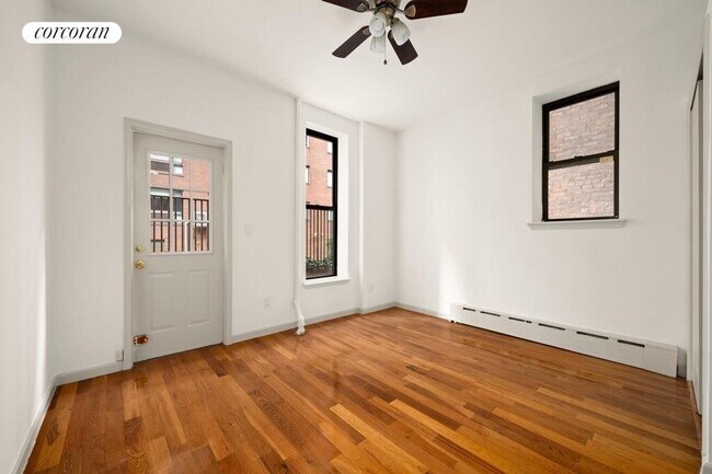 Building Photo - 316 W 51st St