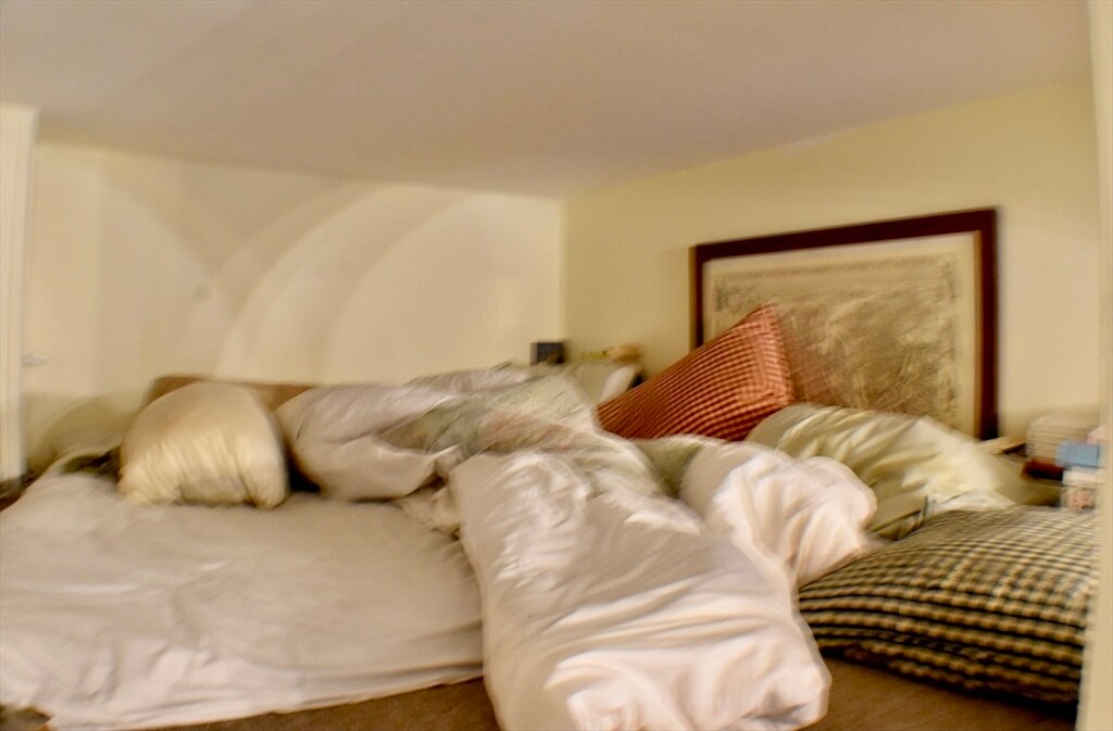 Building Photo - 53 E Springfield St