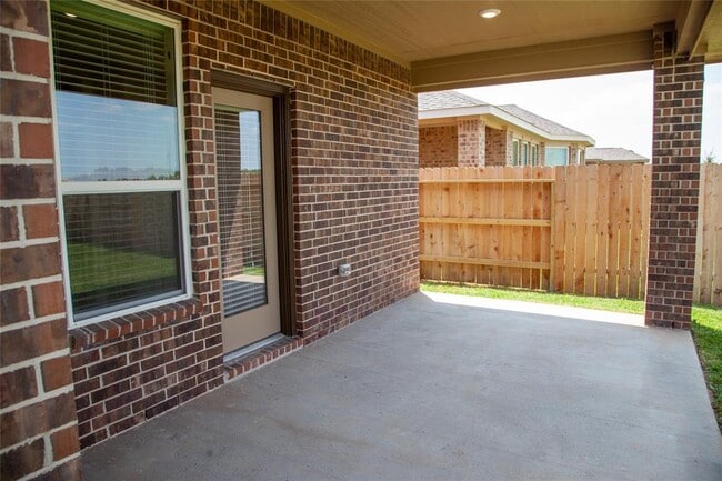Building Photo - 24238 Prairie Glen Ln