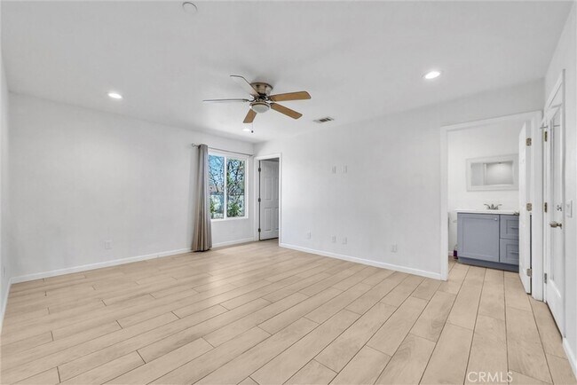 Building Photo - 9321 Sage Ave