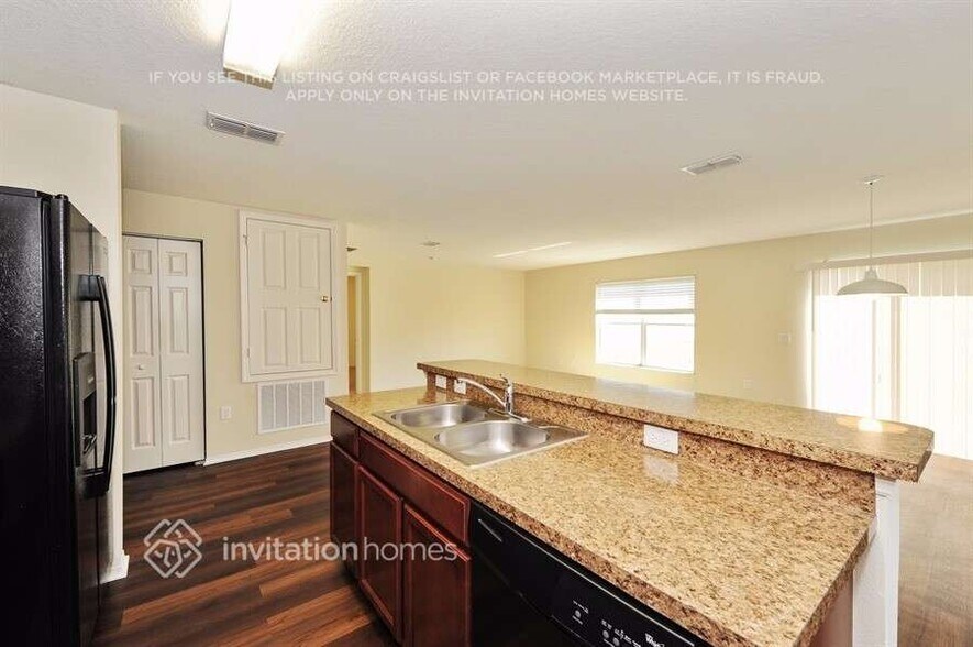 Building Photo - 7315 Tangle Bend Dr