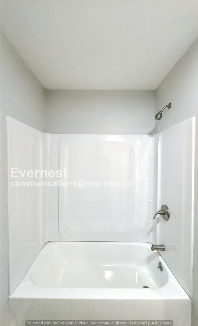 Building Photo - 1321 Southfield Dr S