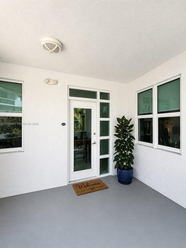 Building Photo - 7918 Harbor Island Dr