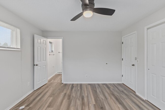 Building Photo - COLLEGE HILL- amazing 3 bedroom, 1.5 bathr...