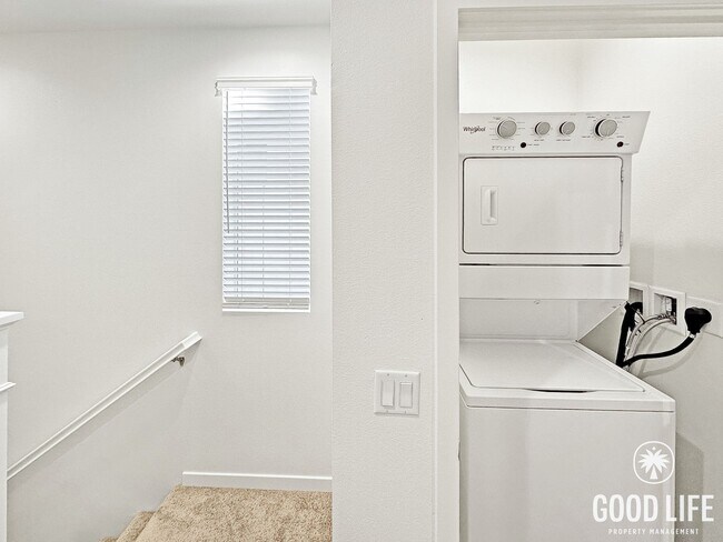 Building Photo - Beautiful 3BR Home in Stanton | Private Yard + 3 Car Attached Garage