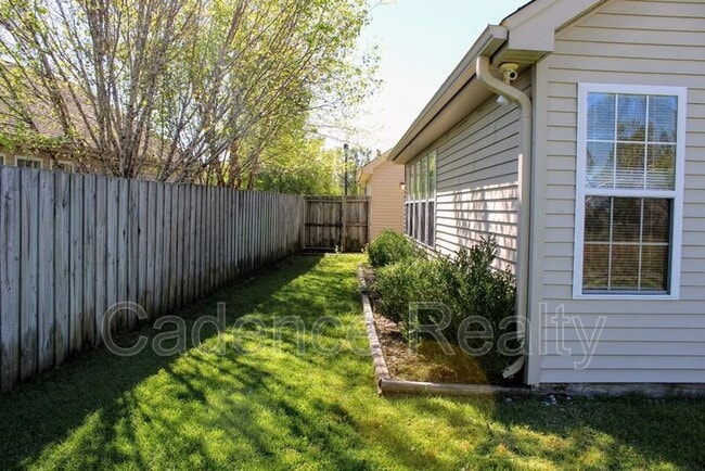 Building Photo - 5319 Sun Coast Dr