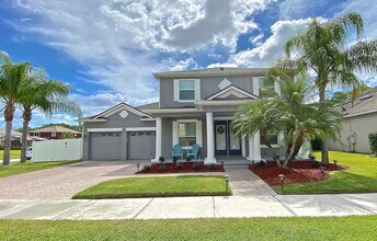 Building Photo - Lake Nona Pool Home for Rent 4bed 3 bath