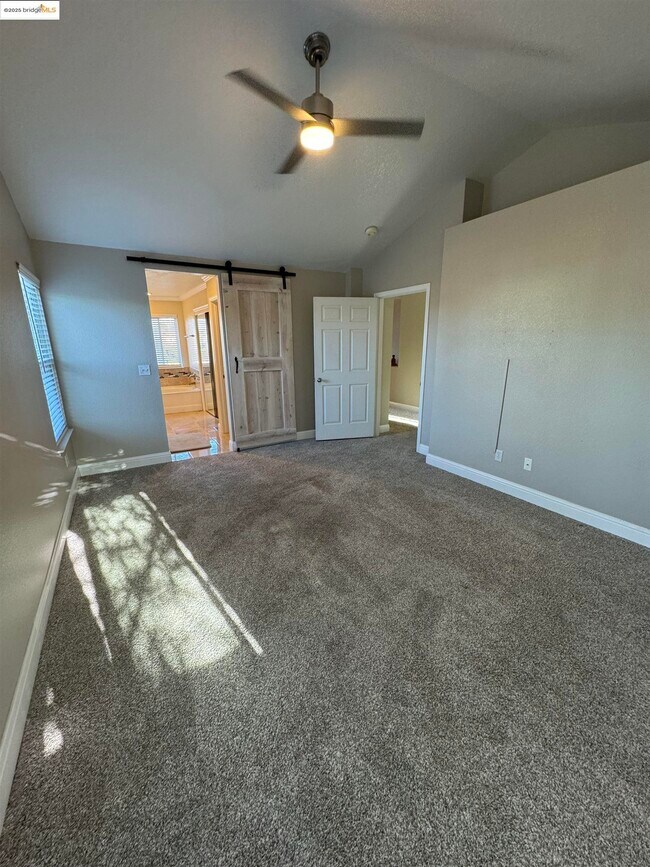 Building Photo - 4507 Cove Ln