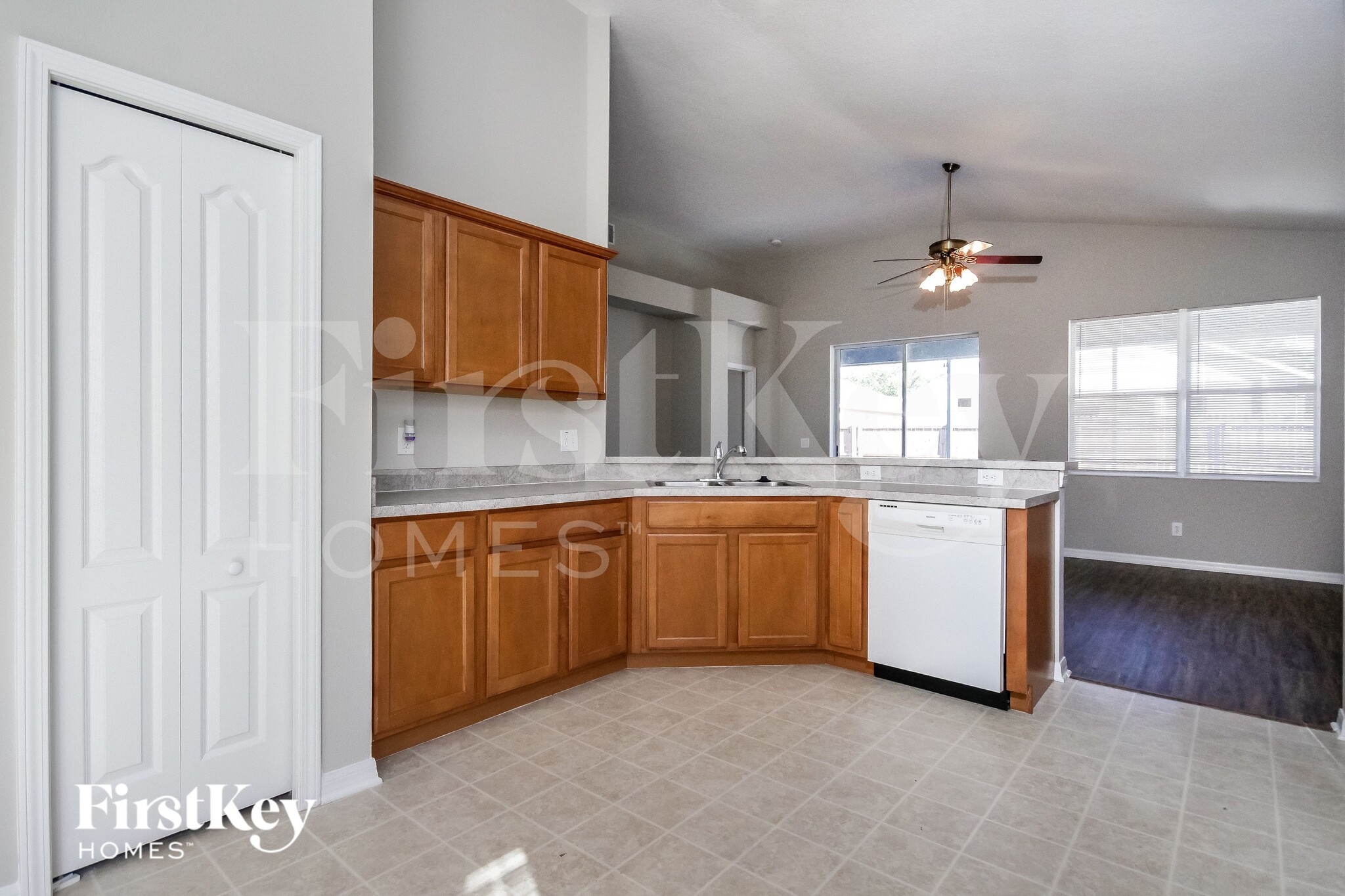 Building Photo - 8719 Sandy Plains Dr