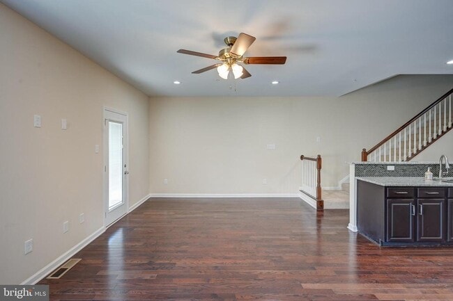 Building Photo - 7827 Crystal Brook Way