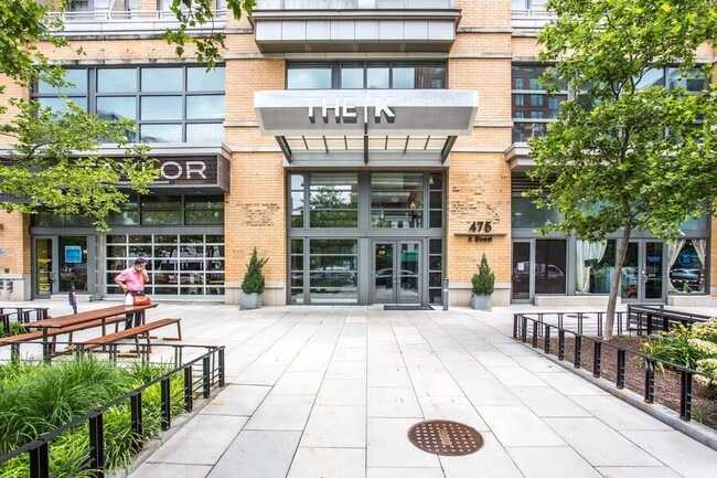 Building Photo - 475 K St NW