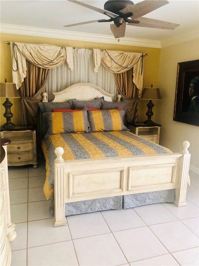 Building Photo - 137 Farnham F