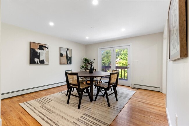 Building Photo - 29 Cottage St