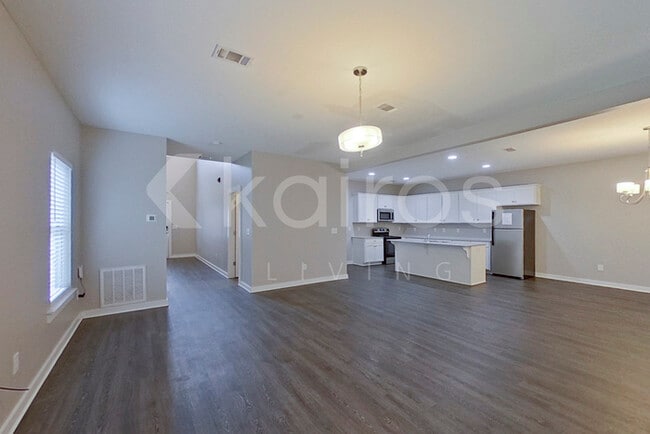 Building Photo - 11401 Crimson Ridge Rd